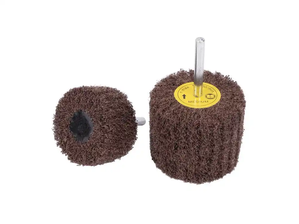 Kotouč brusný vliesový na stopce 50x30x6 mm, zr. 120, medium ABRASIVES Víkendová Akce