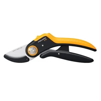 Nízká Cena Nůžky FISKARS PowerLever Plus P741