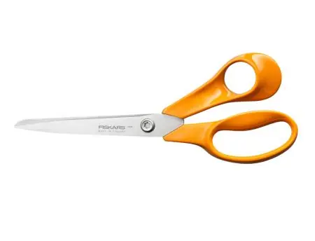 Nůžky FISKARS Classic univerzální 21cm Akce
