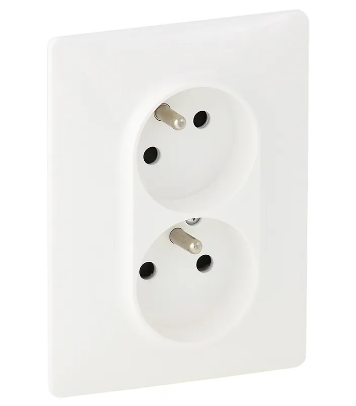 Zásuvka 2x2P+PE s clonkami Legrand Valena Life 753186, 16A, 250V, bílá Časově Omezené