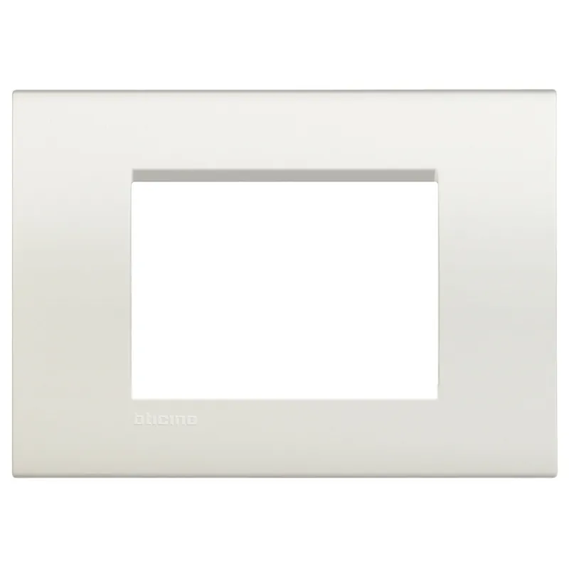 LEGRAND BT LLT RÁMEČEK LNA4803BI BT 3M BÍLÁ Víkendová Akce